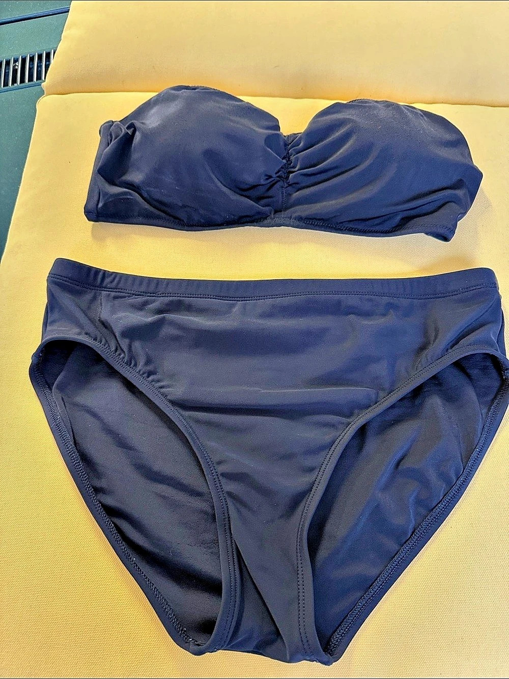 Victoria's Secret Essential Uplift Strapless Bandeau Bikini Set Bandeau Bikini